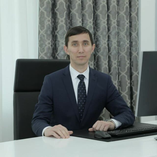 Kadirov Nozim Osimxanovich - Bosh direktor